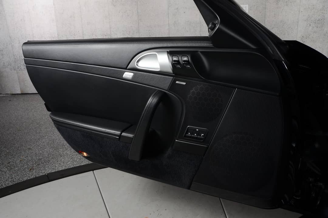 2010 Porsche 911 Turbo — photo 17