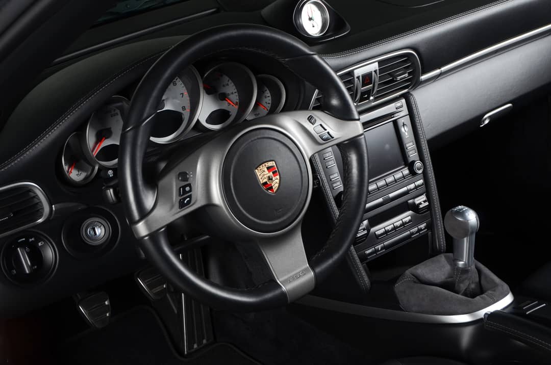 2010 Porsche 911 Turbo — photo 18