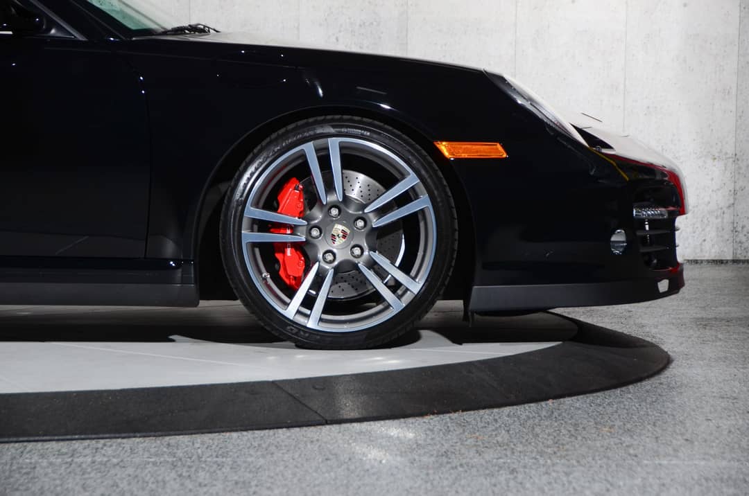 2010 Porsche 911 Turbo — photo 4