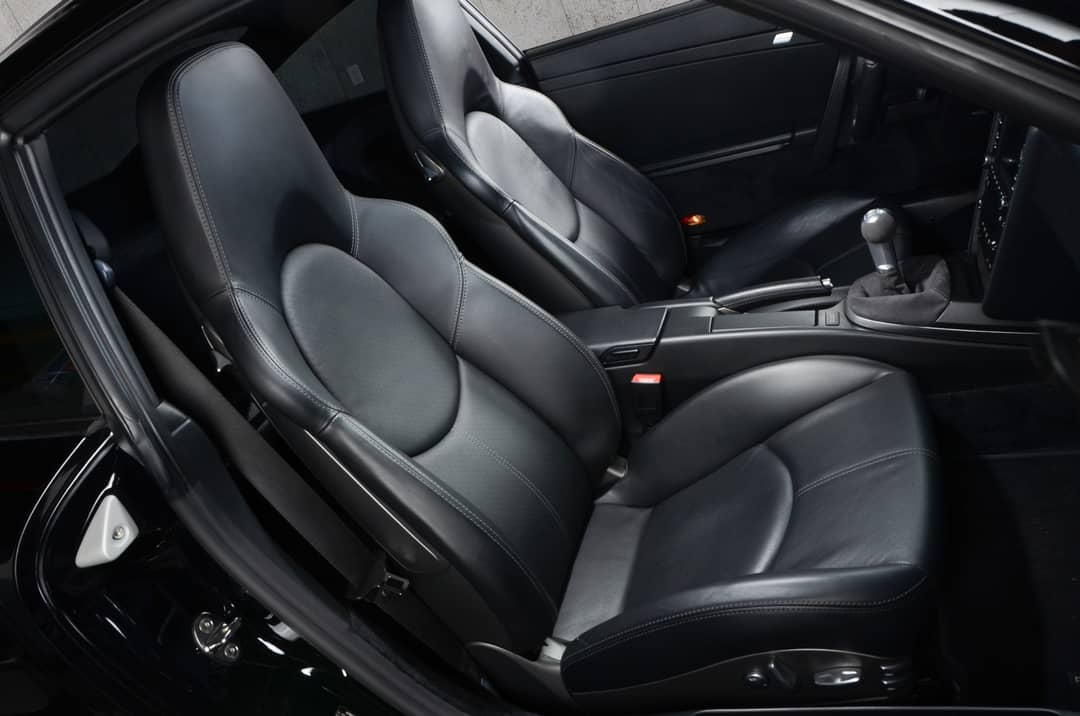 2010 Porsche 911 Turbo — photo 33