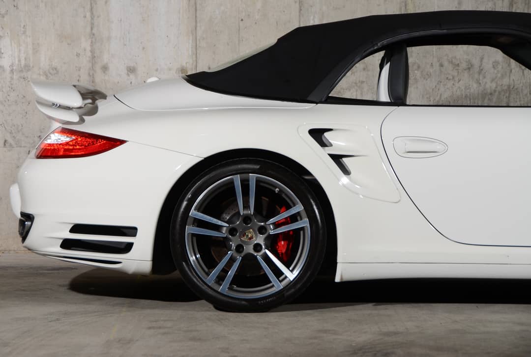 2012 Porsche 911 Turbo — photo 2