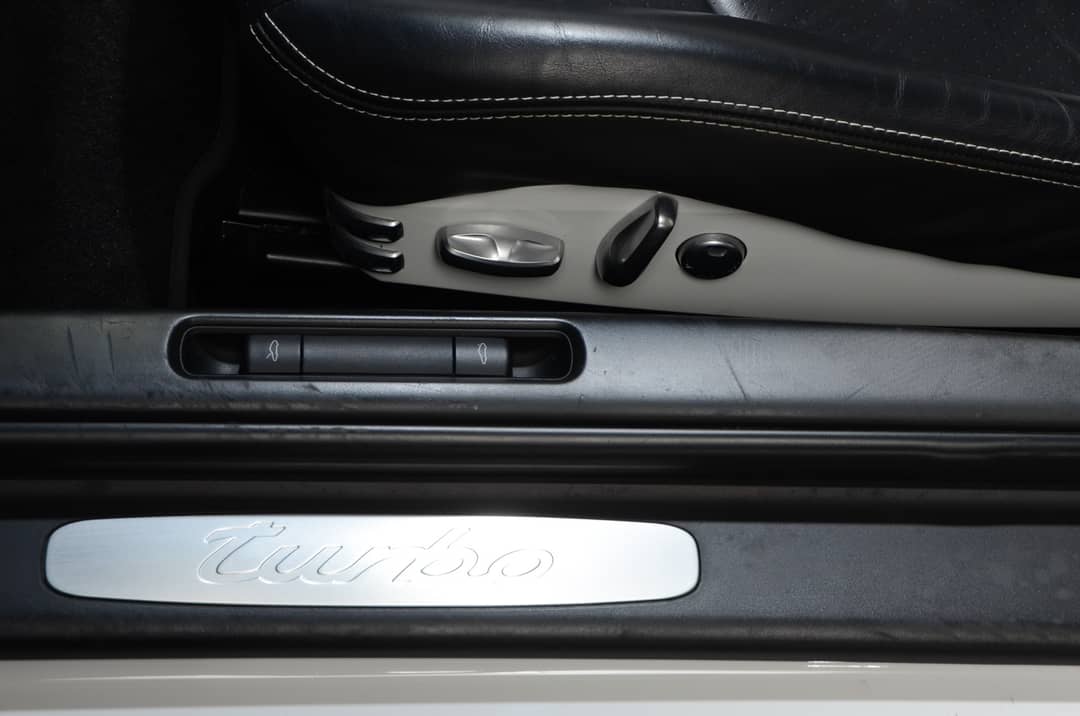 2012 Porsche 911 Turbo — photo 21