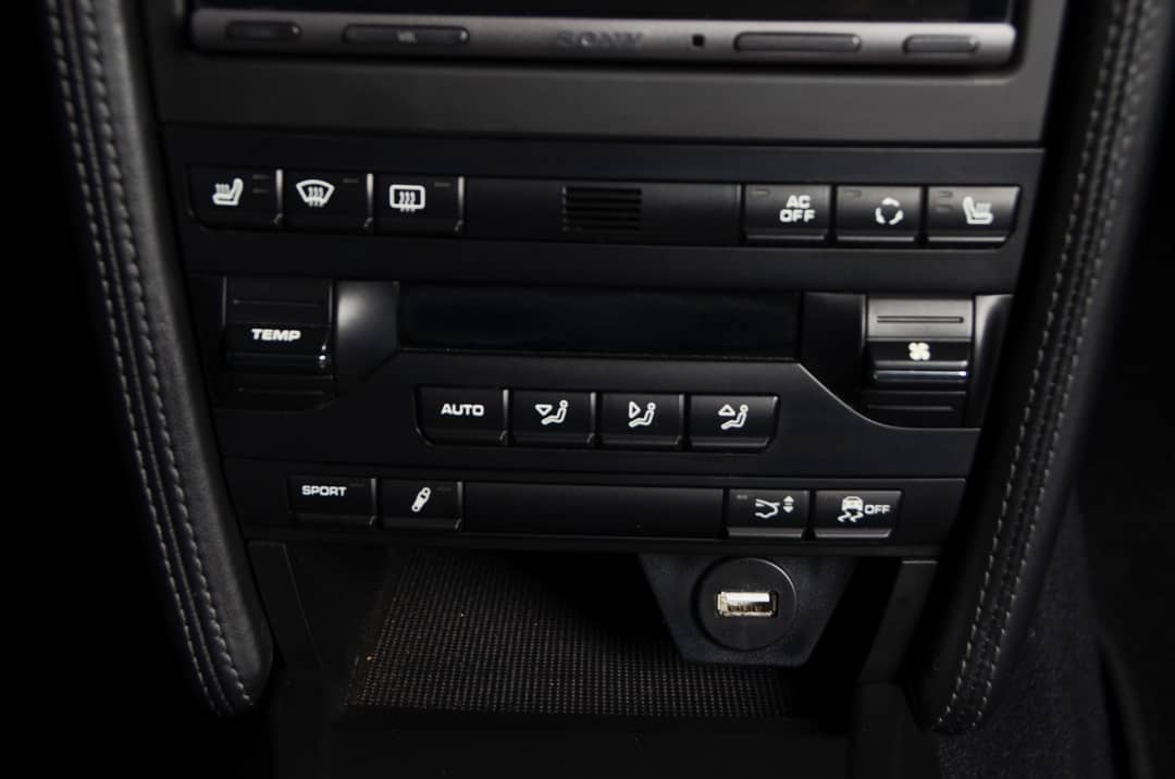 2012 Porsche 911 Turbo — photo 45