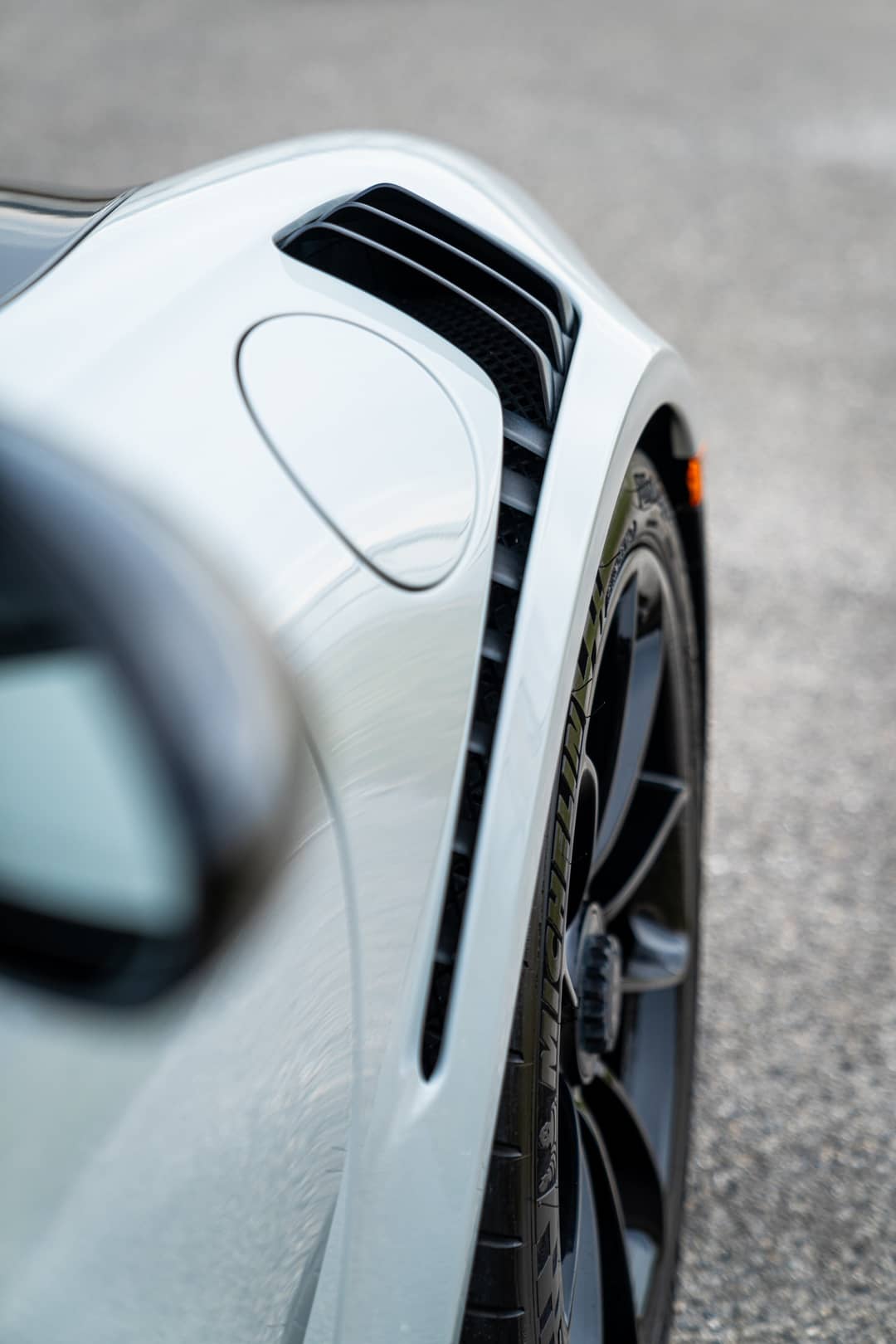 2019 Porsche 911 GT3 RS — photo 20