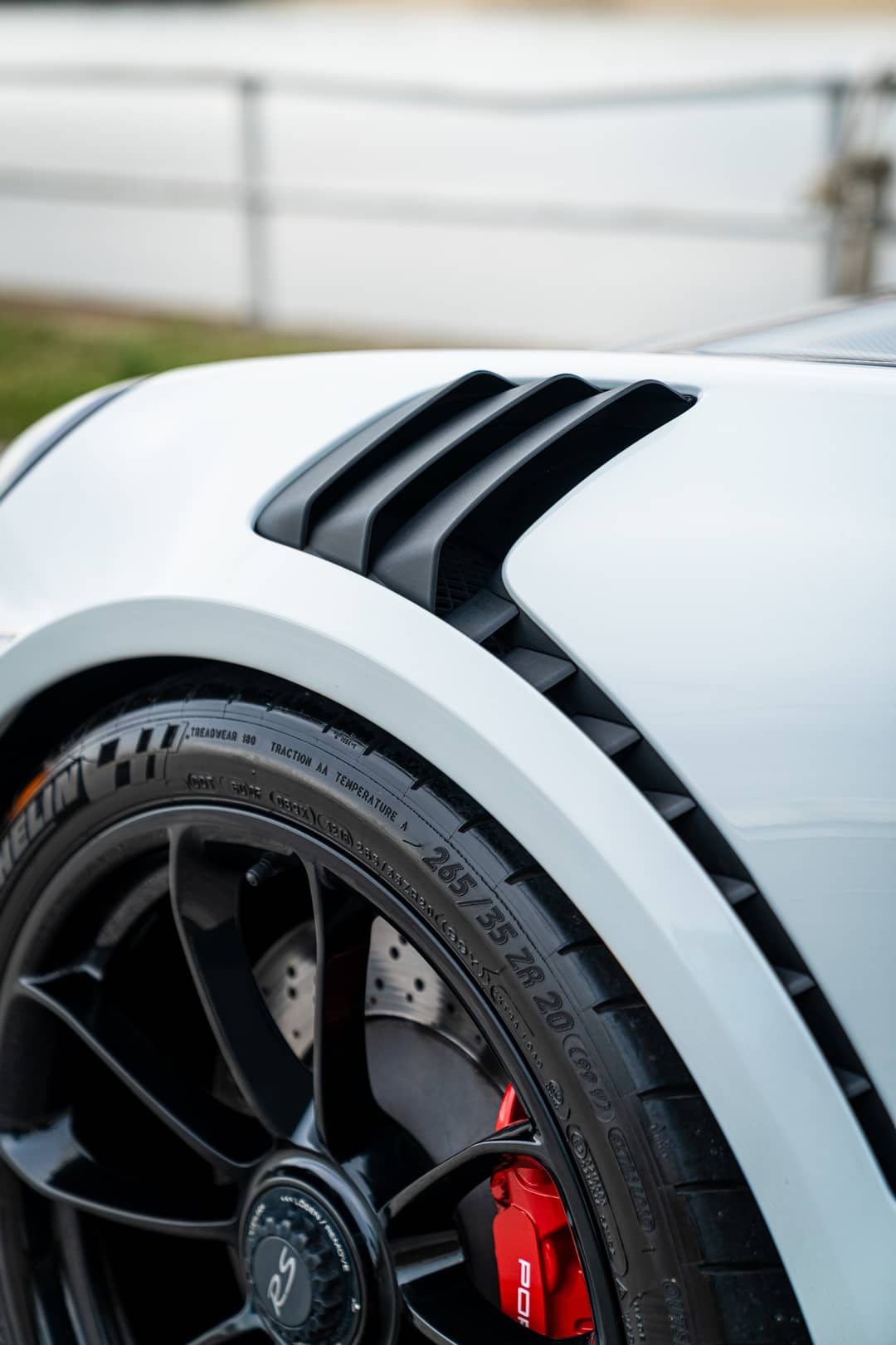 2019 Porsche 911 GT3 RS — photo 27