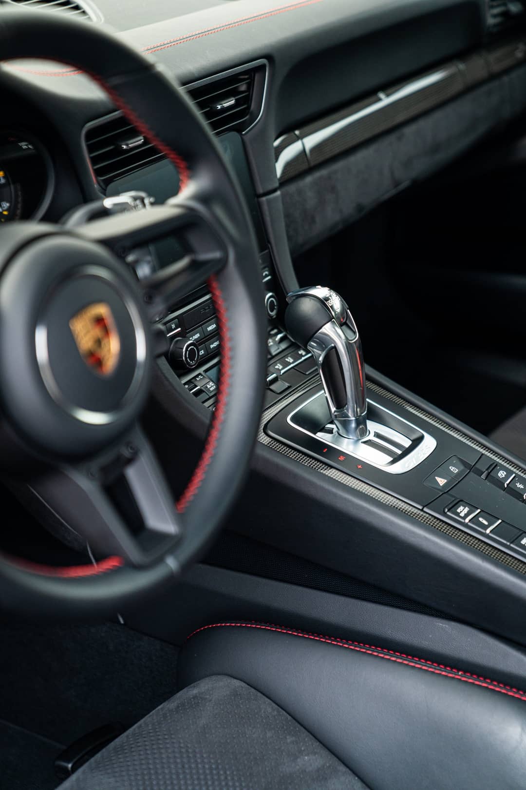 2019 Porsche 911 GT3 RS — photo 39