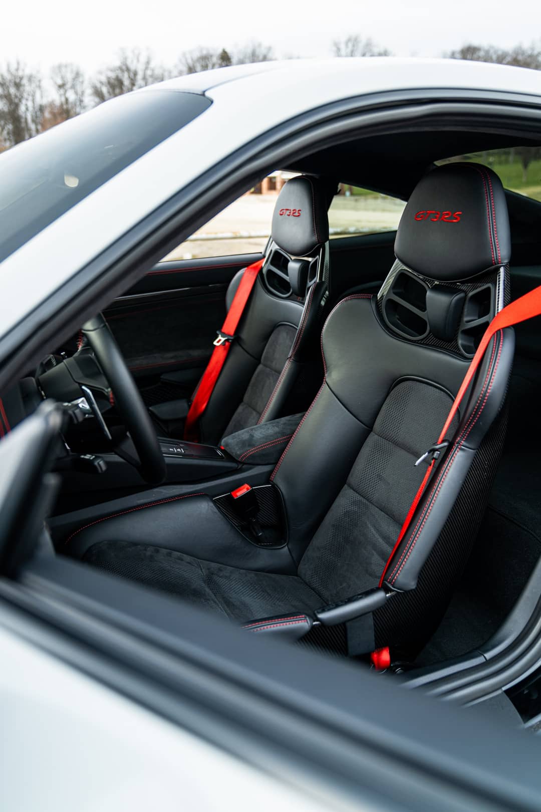 2019 Porsche 911 GT3 RS — photo 44