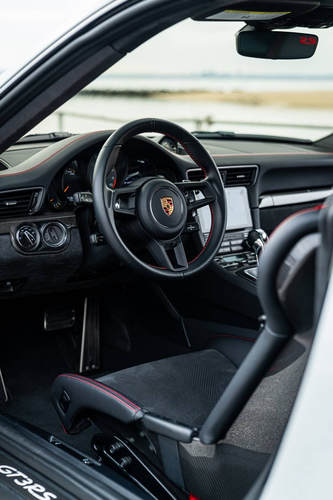 2019 Porsche 911 GT3 RS — photo 51