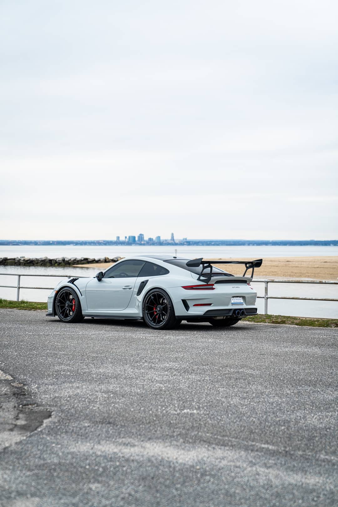 2019 Porsche 911 GT3 RS — photo 7