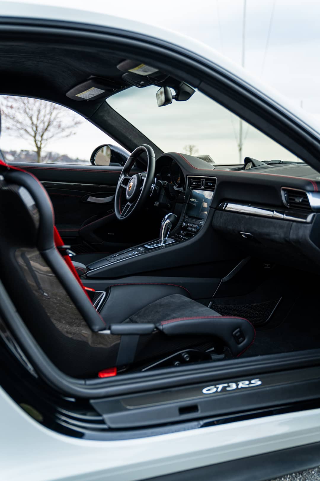 2019 Porsche 911 GT3 RS — photo 62