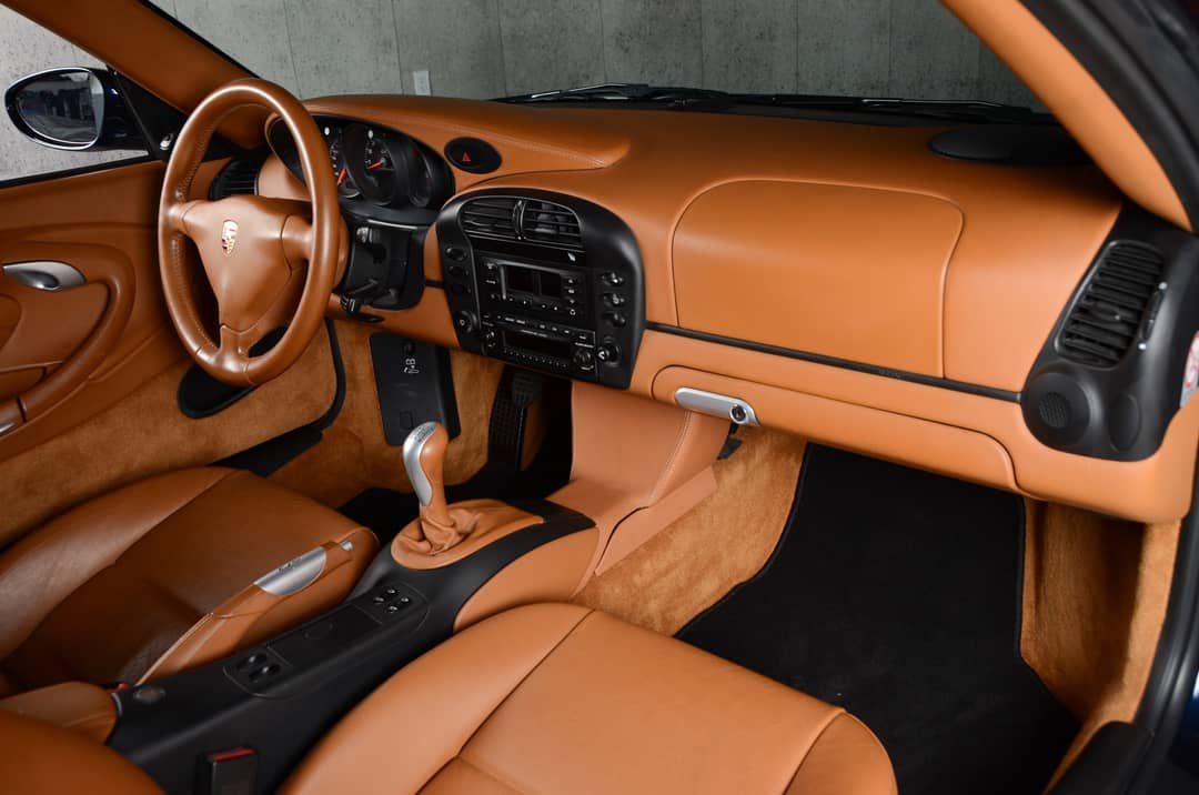 2004 Porsche 911 GT3 — photo 28