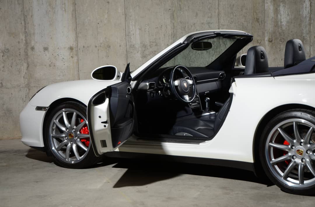 2009 Porsche 911 Carrera 4S — photo 25