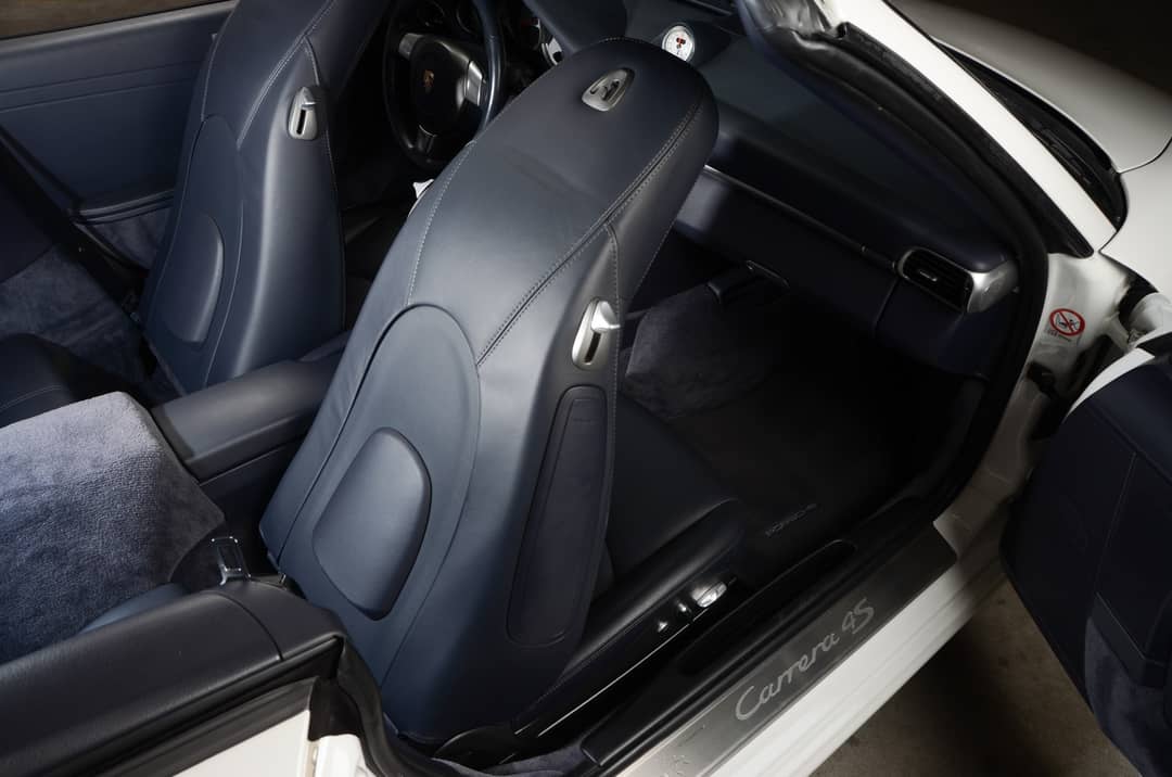 2009 Porsche 911 Carrera 4S — photo 44