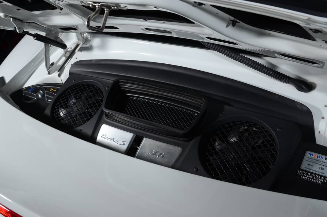 2014 Porsche 911 Turbo S — photo 12