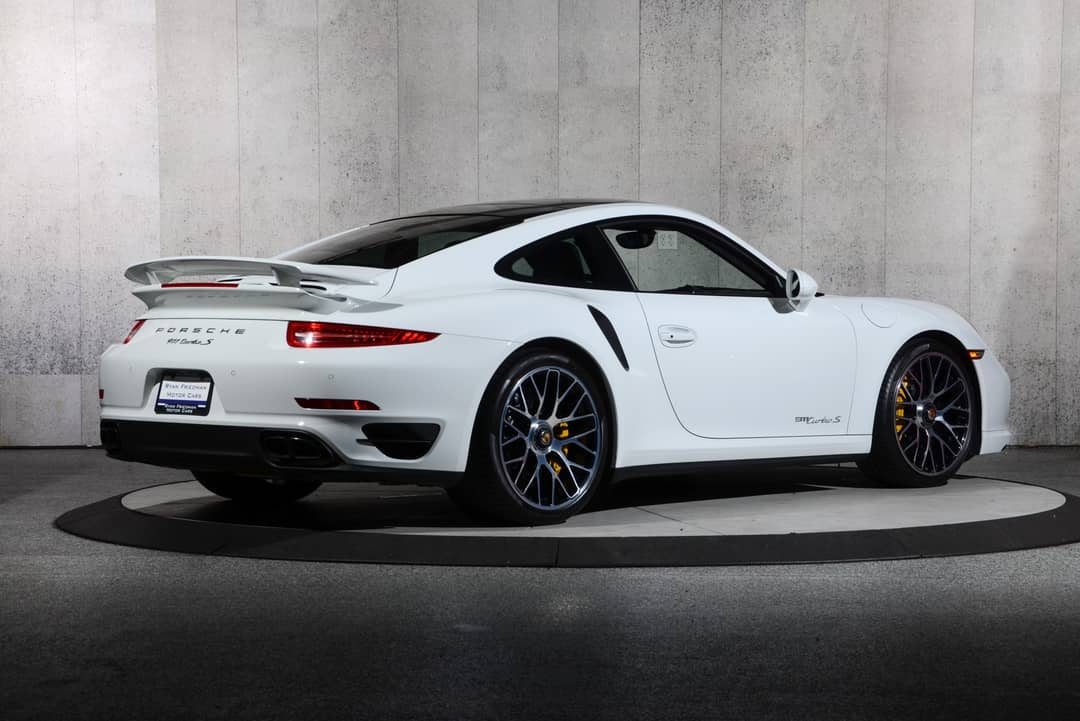 2014 Porsche 911 Turbo S — photo 14