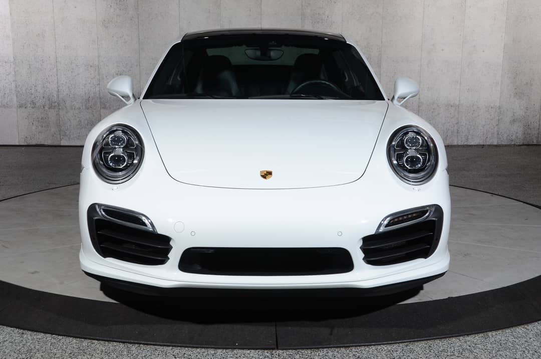2014 Porsche 911 Turbo S — photo 5