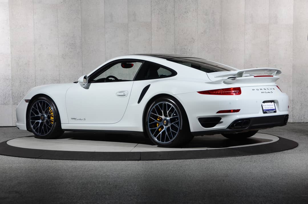 2014 Porsche 911 Turbo S — photo 9
