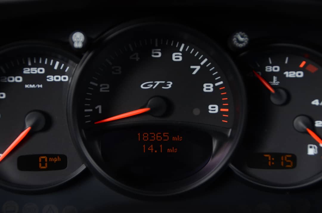 2004 Porsche 911 GT3 RS — photo 40