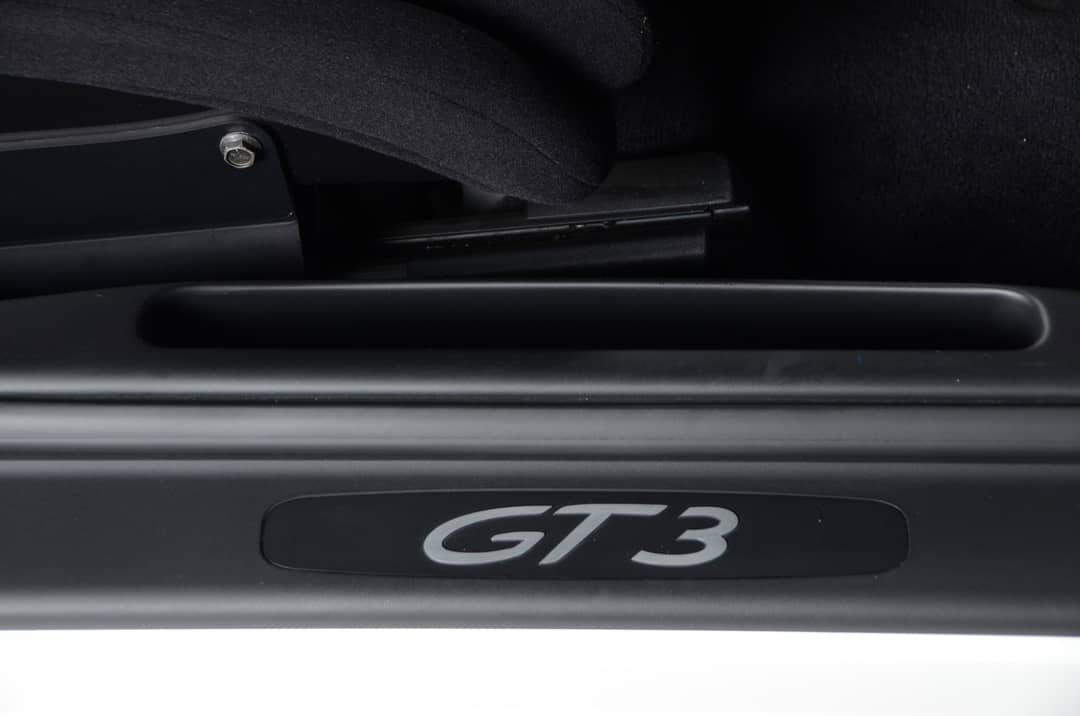 2004 Porsche 911 GT3 RS — photo 51