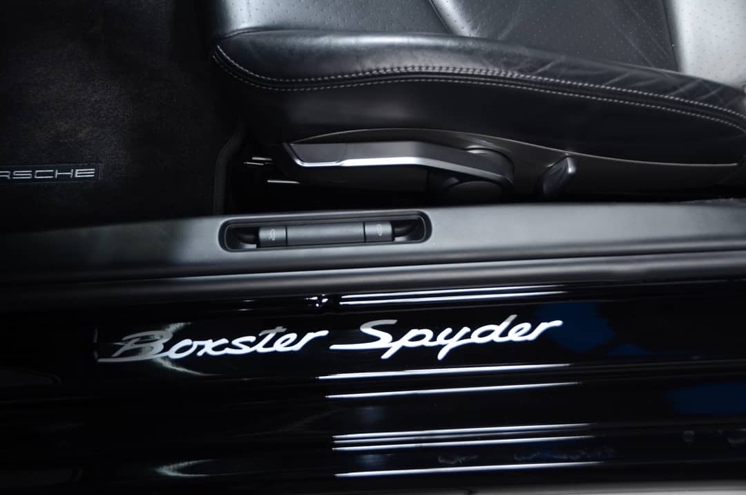 2011 Porsche Boxster Spyder — photo 31