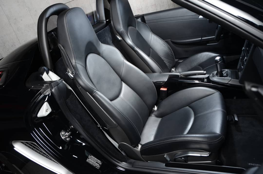 2011 Porsche Boxster Spyder — photo 38