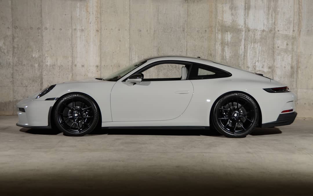 2022 Porsche 911 GT3 — photo 18