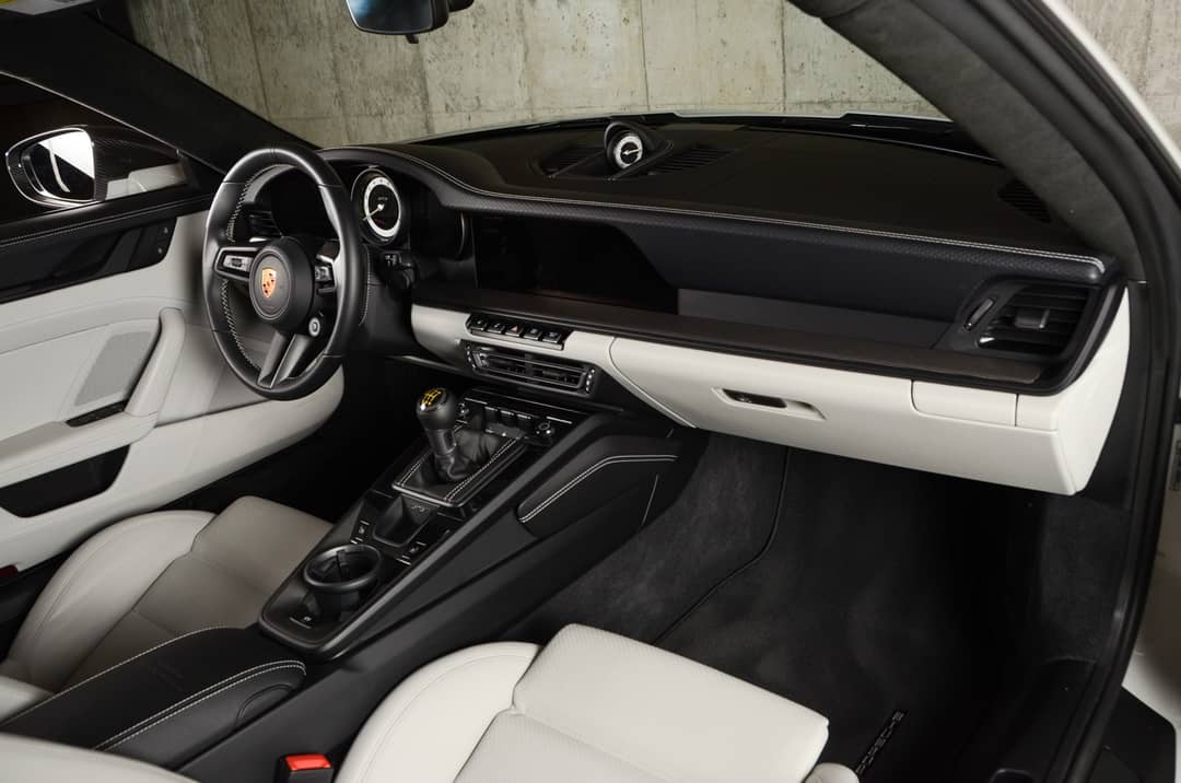 2022 Porsche 911 GT3 — photo 43
