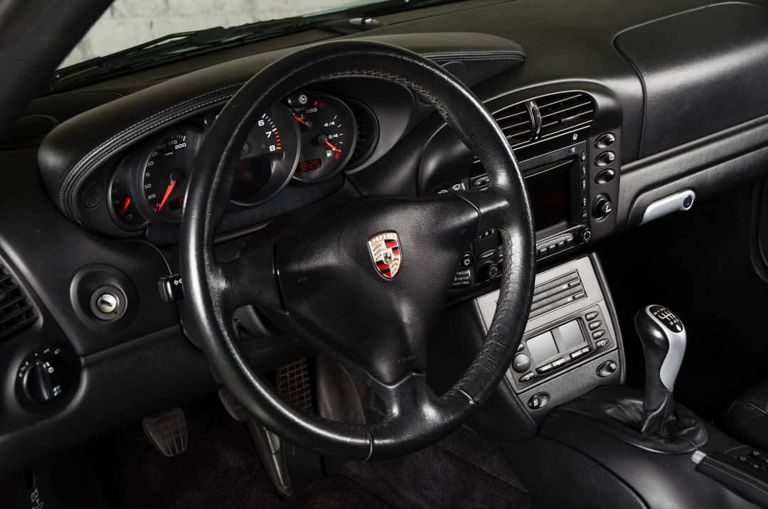 2003 Porsche 911 Carrera 4S — photo 43