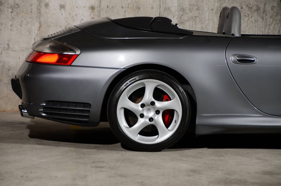 2004 Porsche 911 Carrera 4S — photo 4