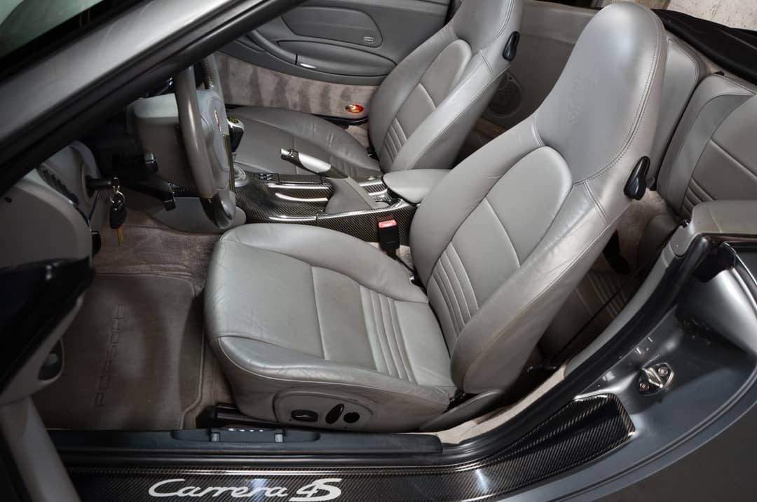 2004 Porsche 911 Carrera 4S — photo 30