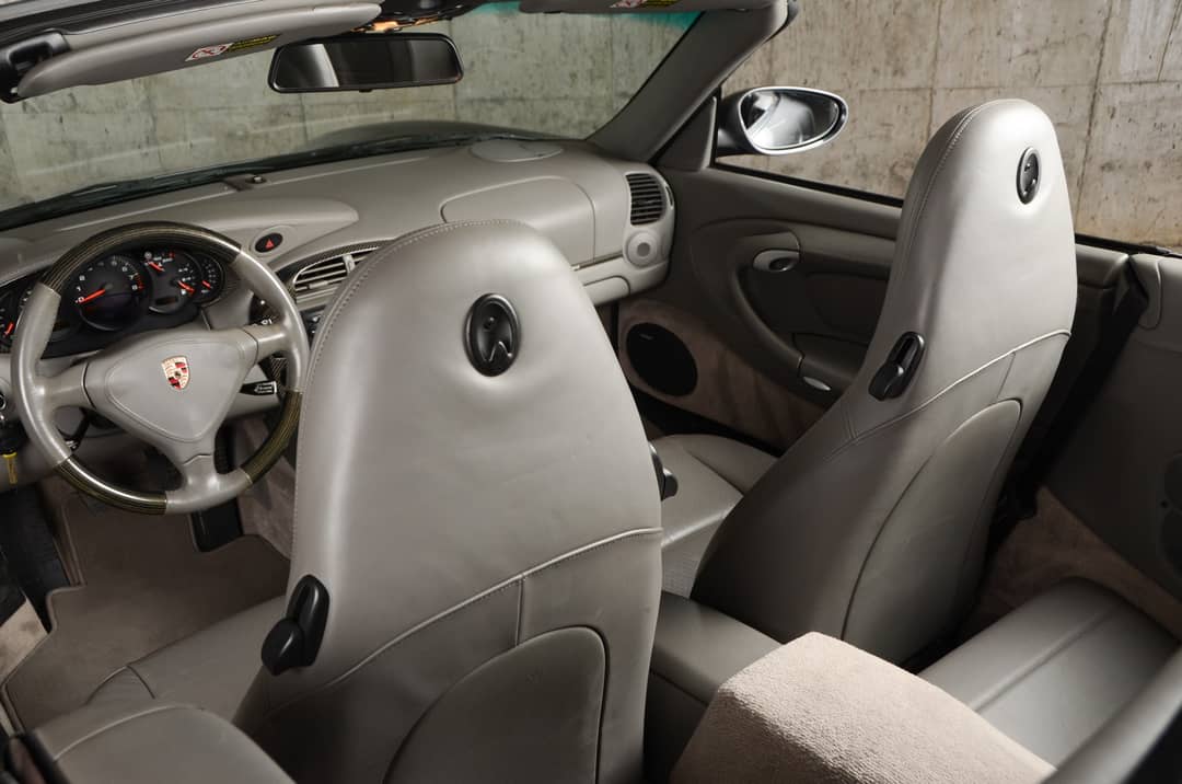 2004 Porsche 911 Carrera 4S — photo 31