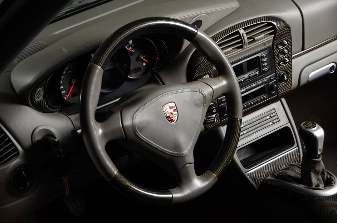 2004 Porsche 911 Carrera 4S — photo 32