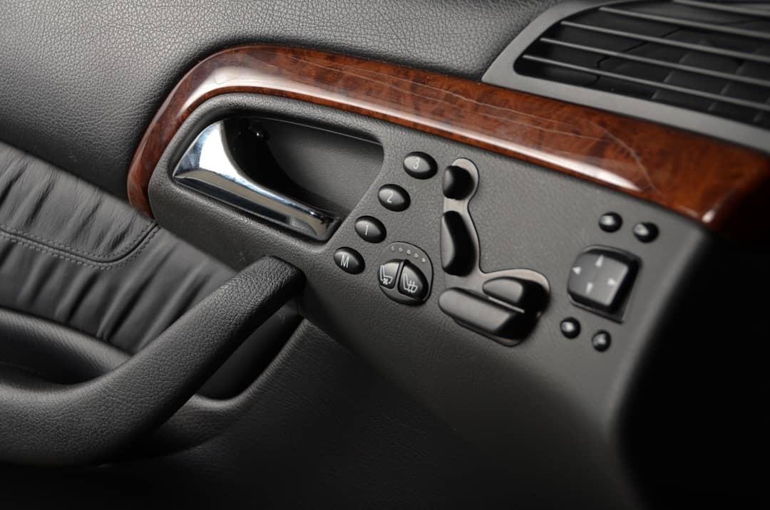 2002 Mercedes-Benz S-Class S 55 AMG — photo 10