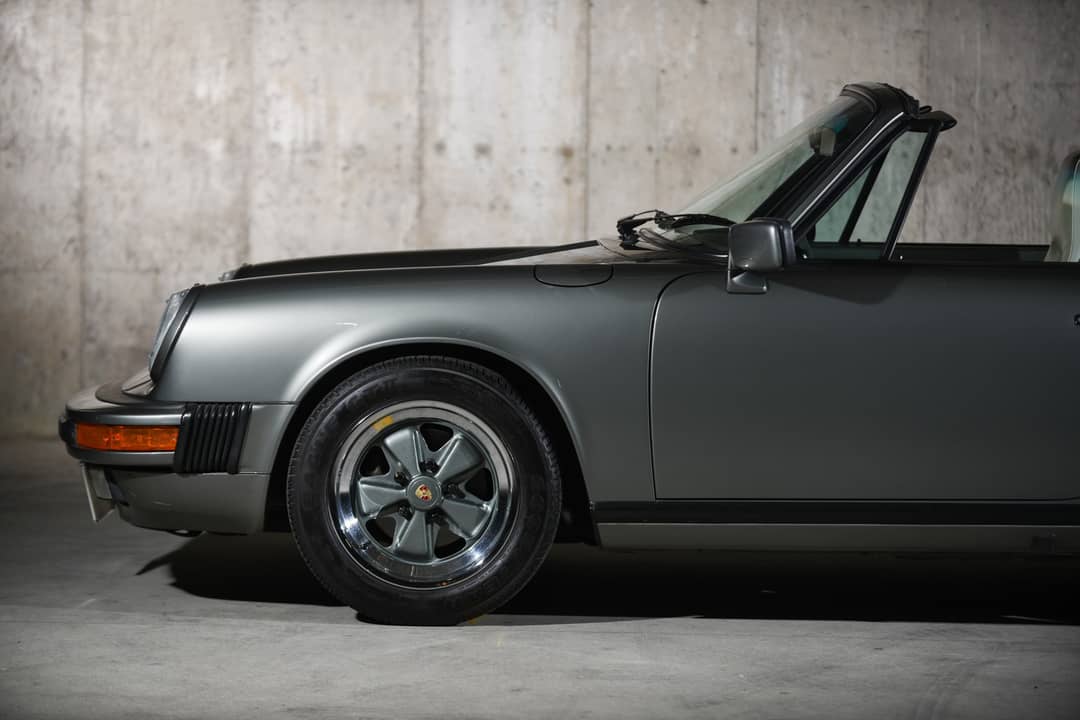 1987 Porsche 911 Carrera — photo 24