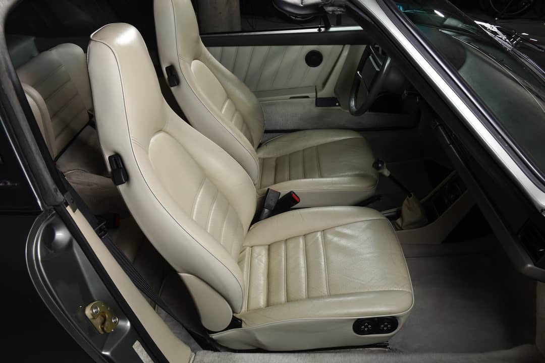 1987 Porsche 911 Carrera — photo 42