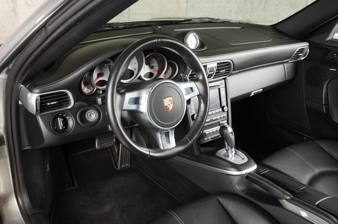 2013 Porsche 911 Turbo S — photo 18