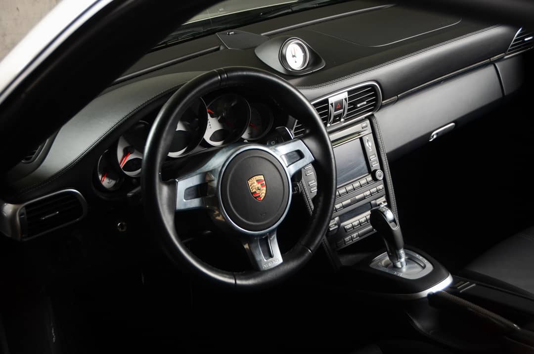 2013 Porsche 911 Turbo S — photo 21