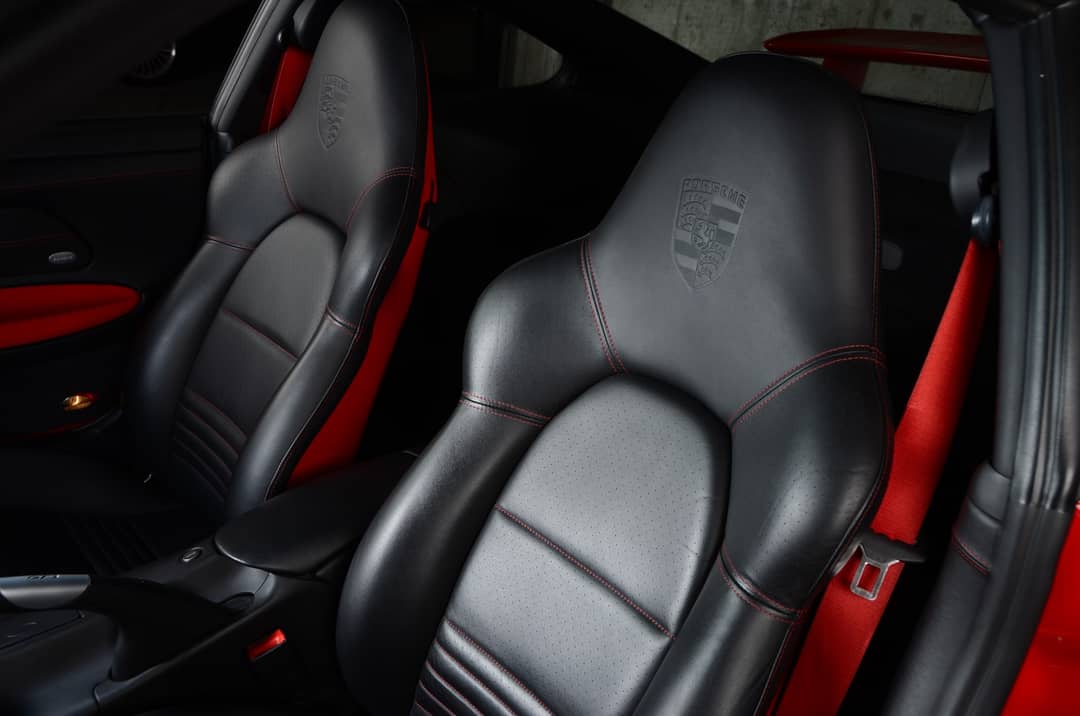 2004 Porsche 911 GT3 — photo 32