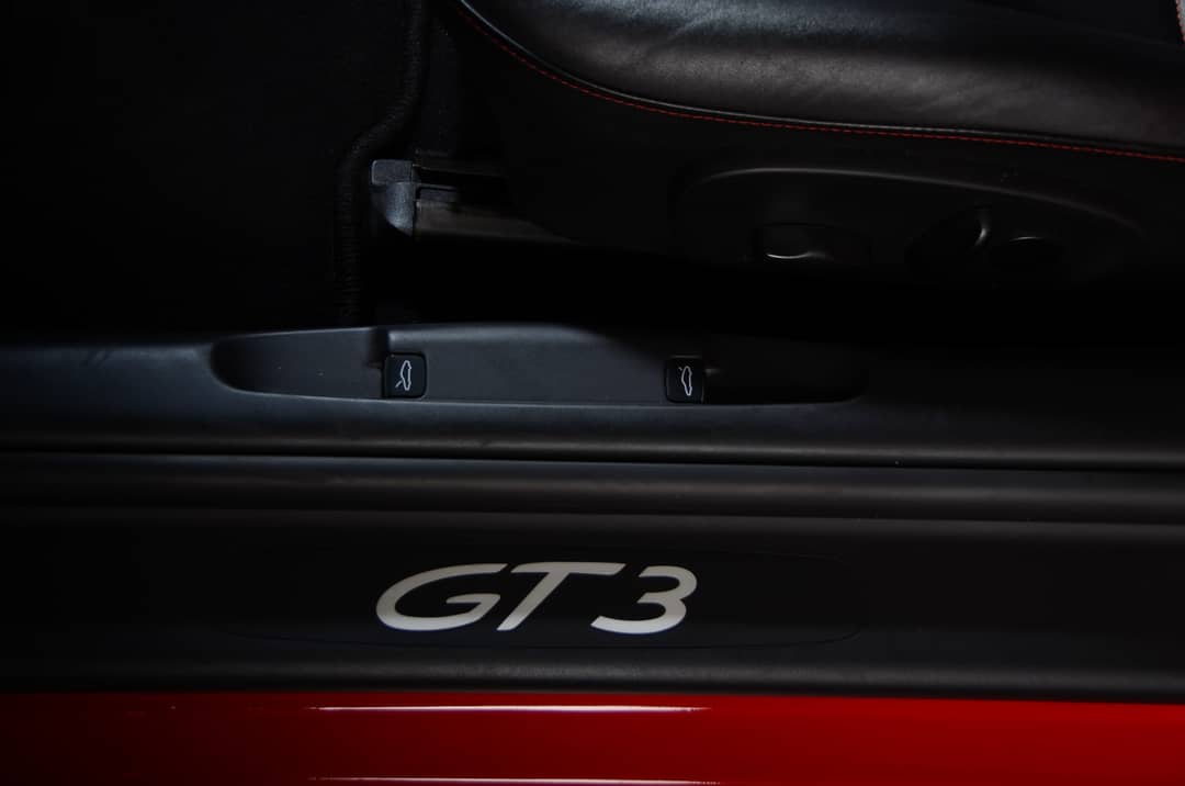 2004 Porsche 911 GT3 — photo 33