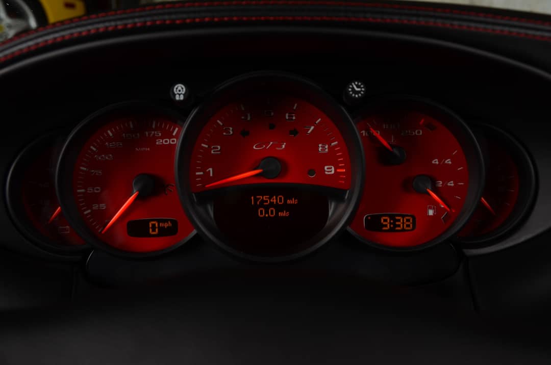 2004 Porsche 911 GT3 — photo 36