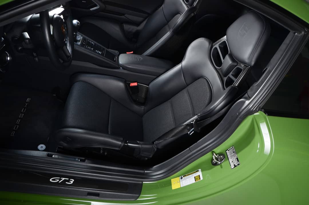2018 Porsche 911 GT3 Touring — photo 25