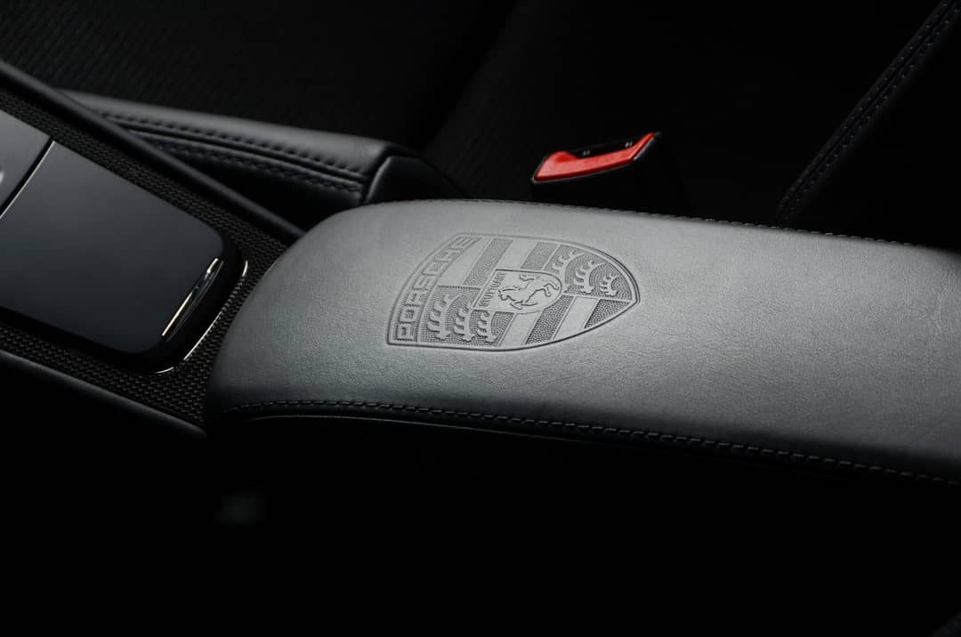 2018 Porsche 911 GT3 Touring — photo 36
