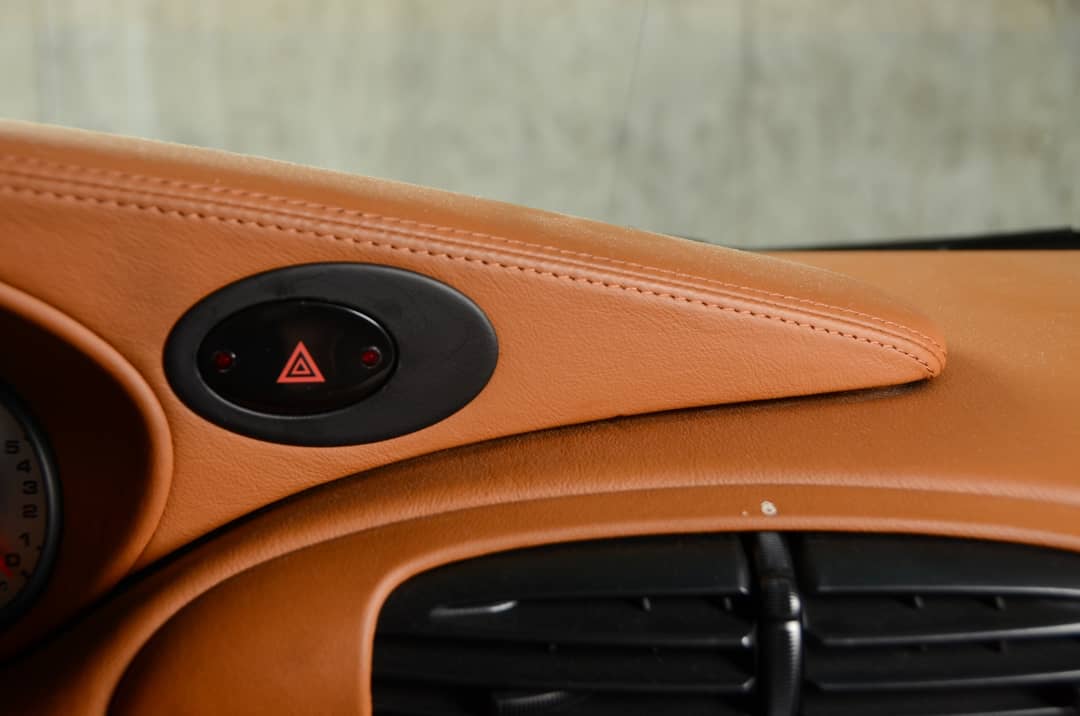 2000 Porsche 911 Millennium Edition — photo 36