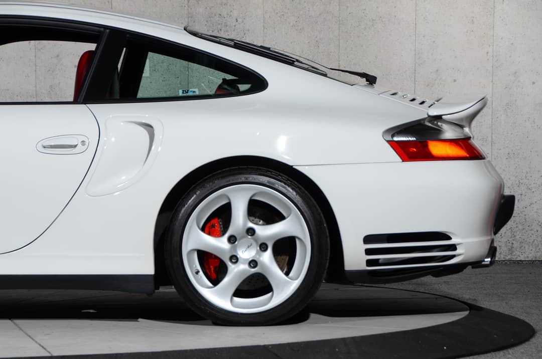 2002 Porsche 911 Turbo — photo 13