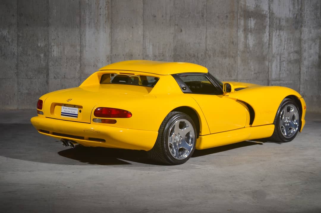 2001 Dodge Viper RT/10 — photo 18