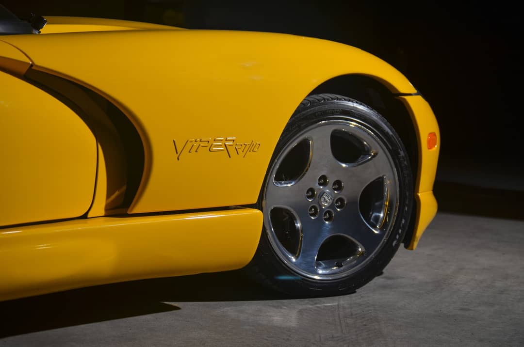 2001 Dodge Viper RT/10 — photo 25