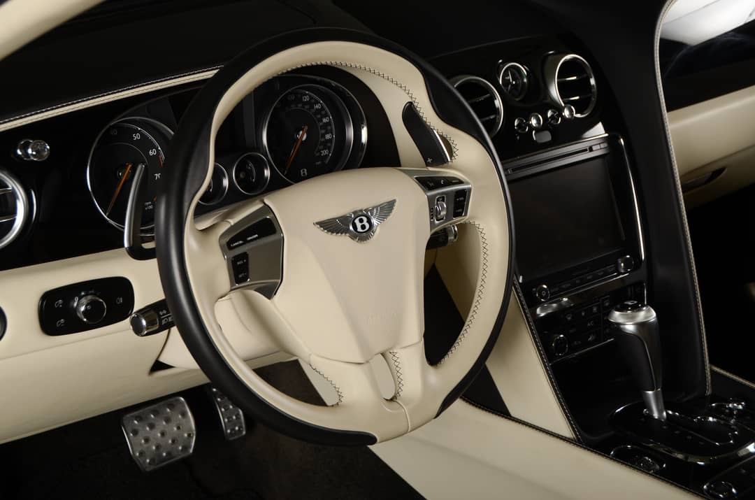 2018 Bentley Flying Spur V8 S — photo 16