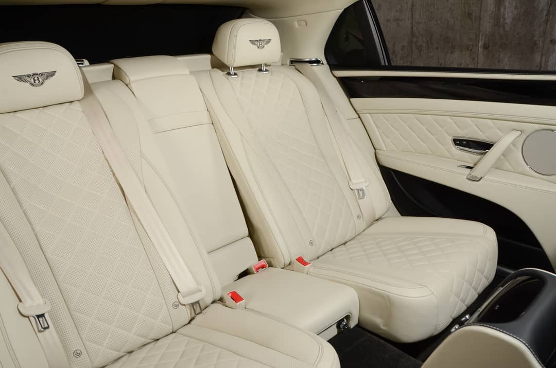 2018 Bentley Flying Spur V8 S — photo 29