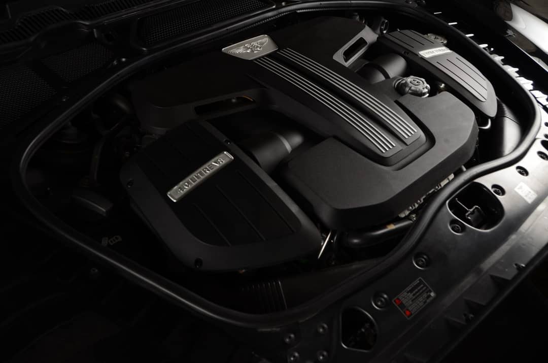 2018 Bentley Flying Spur V8 S — photo 4