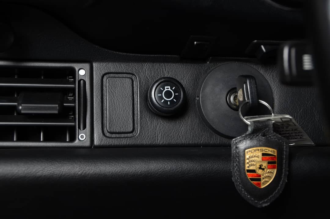 1992 Porsche 911 America Roadster — photo 46